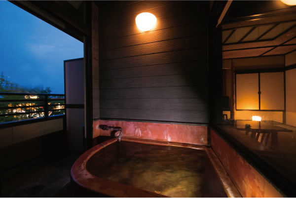 客室　温泉内湯