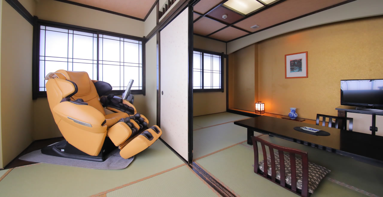 和室（高級マッサージチェア付）